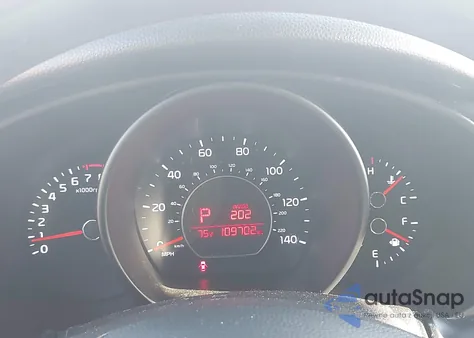 2018 Kia Soul + z USA, uszkodzony, nr VIN KNDJP3A57J7600874